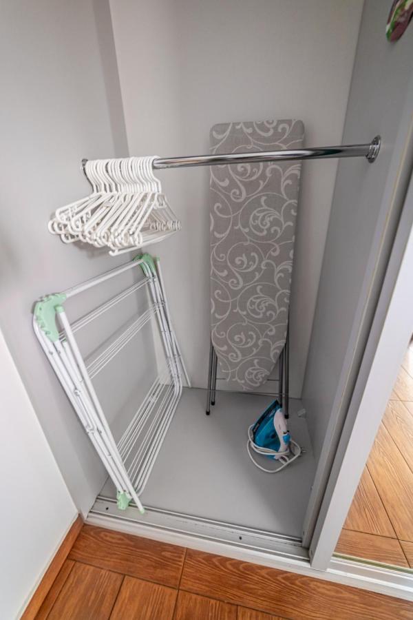 Bulwar Kurlandzki Vistula Apartment Krakkó Kültér fotó